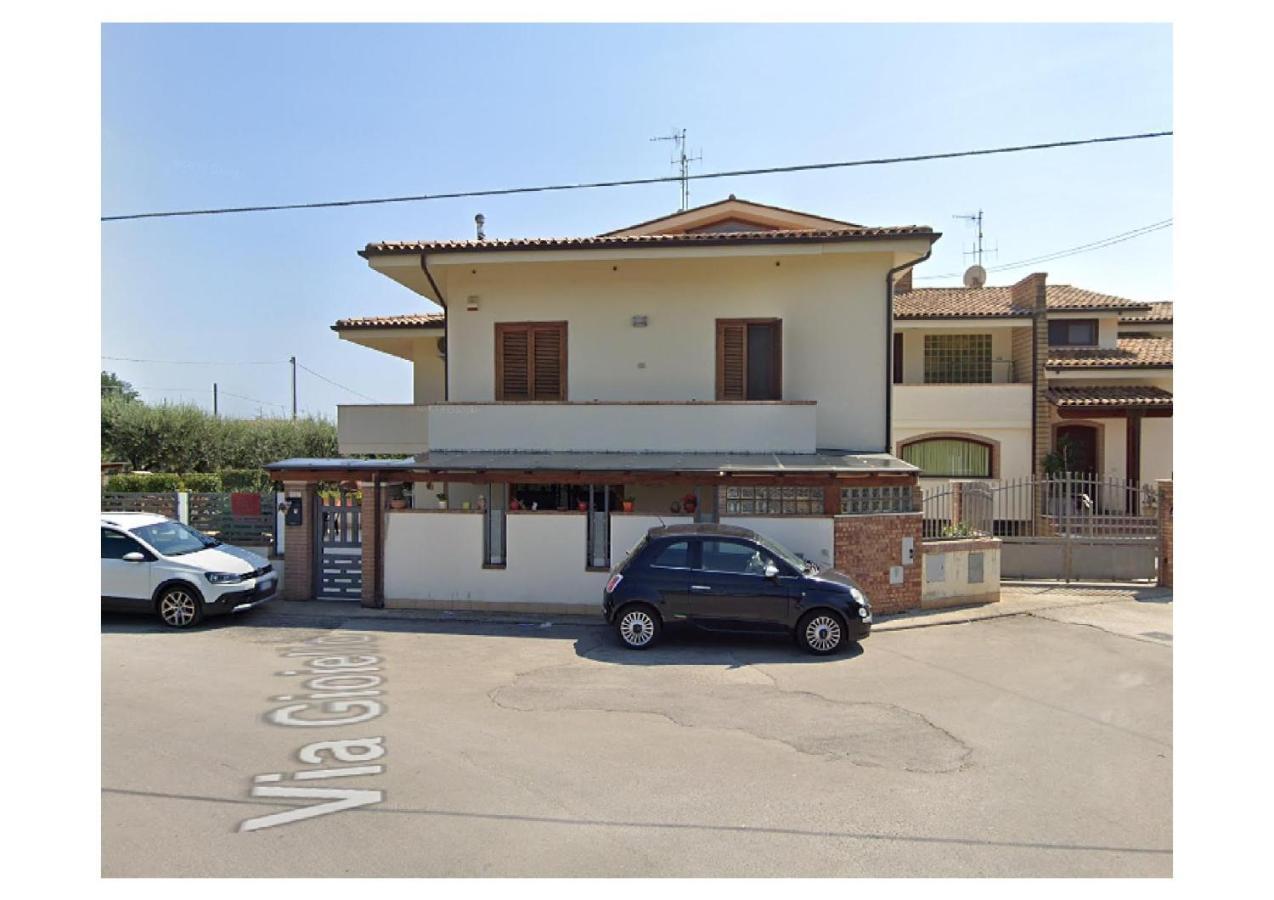 Civico 101 Bed and Breakfast Minturno Buitenkant foto